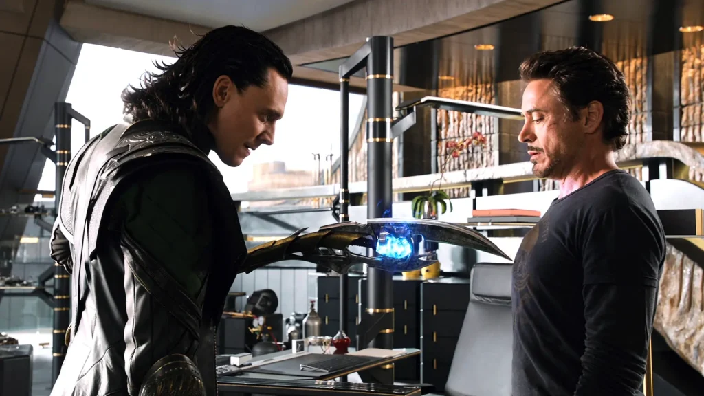 loki-tony-stark-avengers-tower-bar