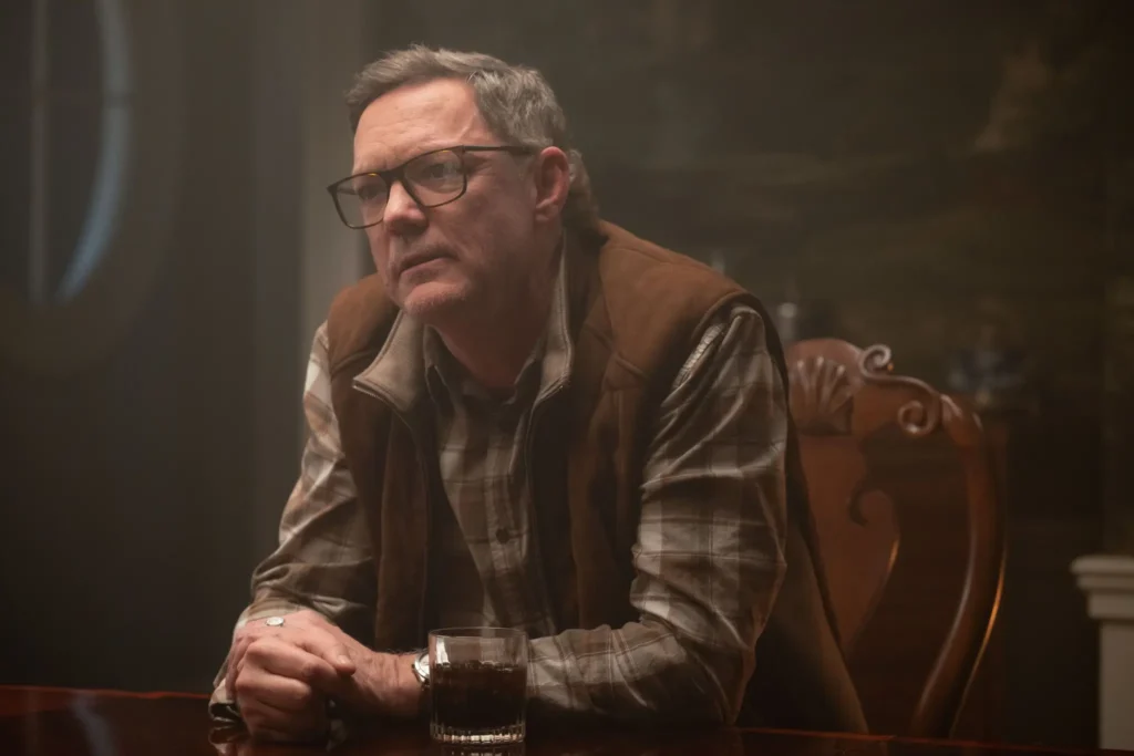 Born Again Season 2 Episode 1'S Two Biggest Moments Set Up Shadowland 1 Matthew Lillard As Mr. Charles In Daredevil Born Again Season 2 On Disney Plus